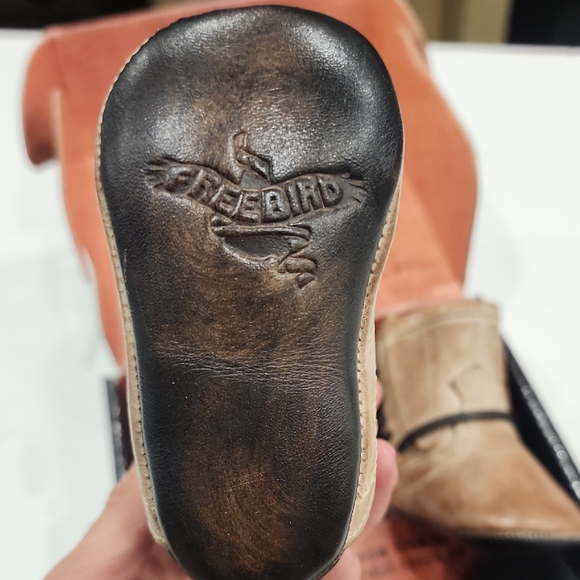 Freebird Infant Boots in Beige and Dark Brown - Picture 3 of 5